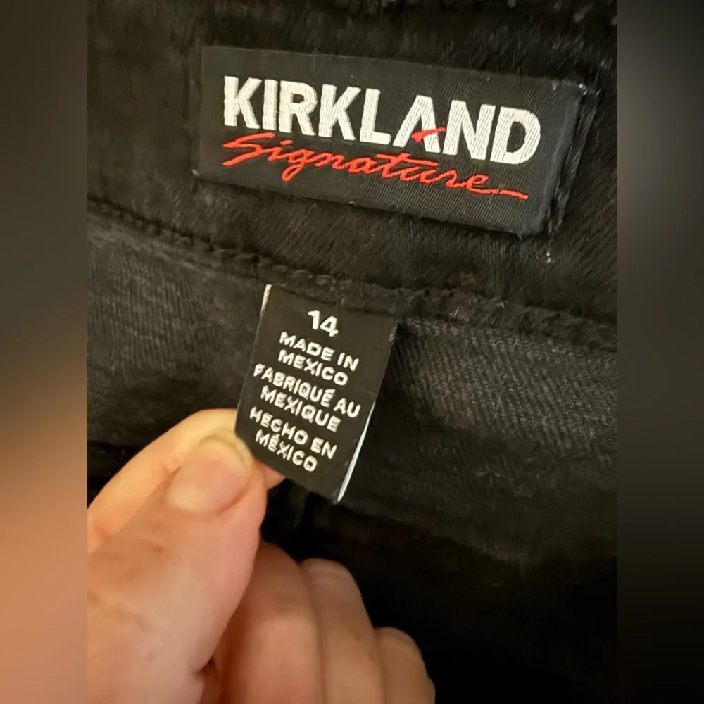 Kirkland signature women’s Black Jeans size 14 #003/12tt